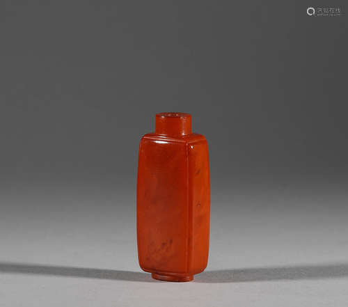 Qing Dynasty - Beeswax Snuff Bottle