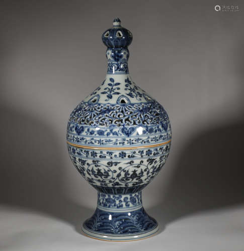 Ming Dynasty - Xuande Blue and White Aroma Diffuser