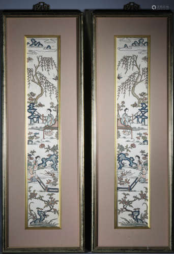 Qing Dynasty - A Pair of Embroidered Figures Hanging Screens