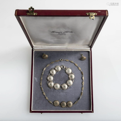 Theodor Fahrner, Pforzheim, Jewellery set, c. 1930