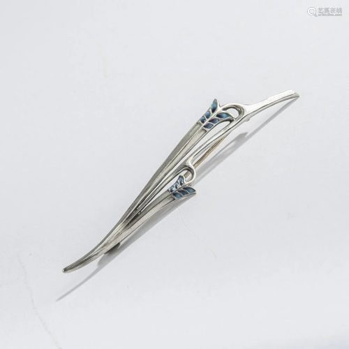 Max J. Gradl (attr.), Skirt needle, 1901-03