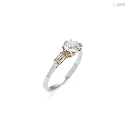 An Art-Deco diamond set ring