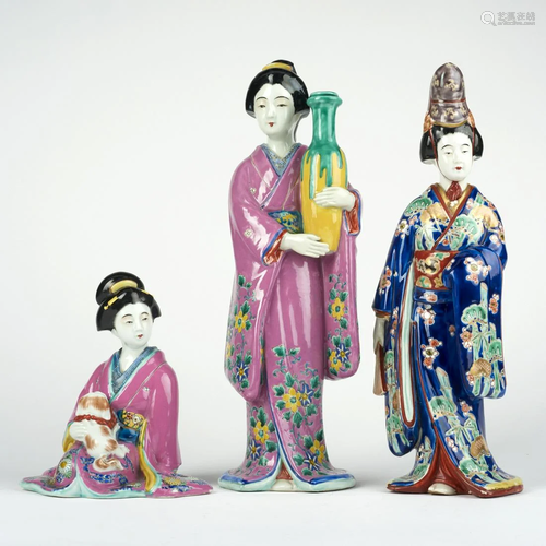 Grp: 3 Japanese Kutani Porcelain Geisha Figures