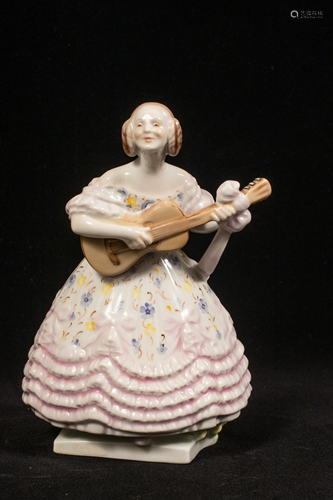 HEREND CO. PORCELAIN FEMALE FIGURINE PLAYING GUITAR, H