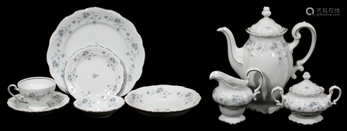 JOHANN HAVILAND GERMAN PORCELAIN DINNER SERV…