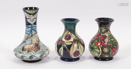 MOORCROFT POTTERY VASES, 3 PCS, H 6.5