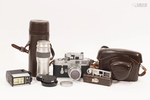 LEICA M3 CAMERA, WITH ADDITIONAL LENS AND ACCESSORI…