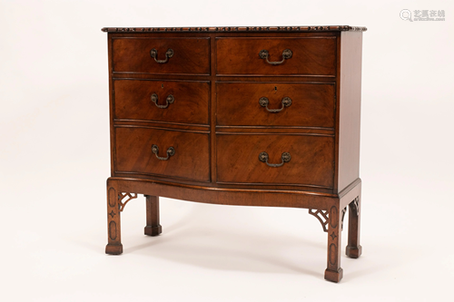 MODERN MAHOGANY COMMODE, H 36