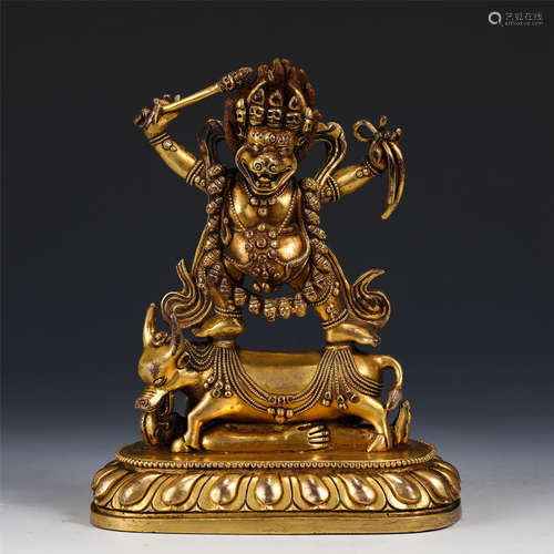 A CHINESE GILT BRONZE FIGURE OF BUDDHA