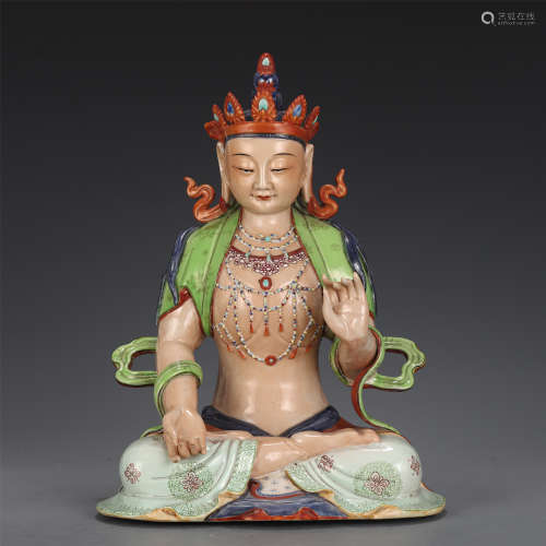 A CHINESE FAMILLE ROSE PORCELAIN GUANYIN STATUE