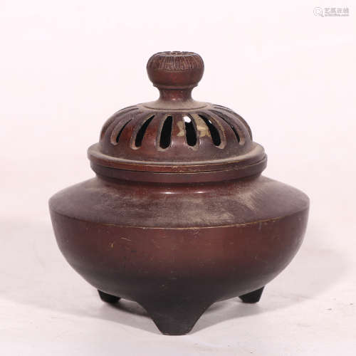 A CHINESE TRIPOD INCENSE CAGE