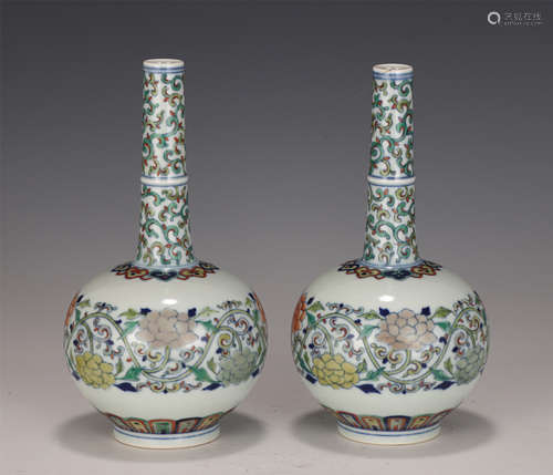 A PAIR OF CHINESE DOUCAI PORCELAIN VASES