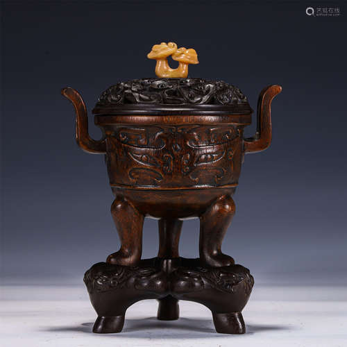 A CHINESE AGARWOOD TRIPOD CENSER