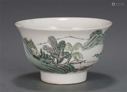 A CHINESE FAMILLE ROSE PORCELAIN CUP