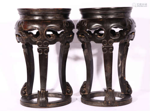 A PAIR OF CHINESE ZITAN INCENSE STAND