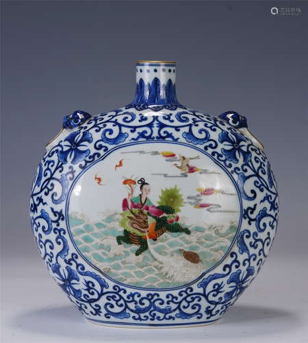 A CHINESE BLUE AND WHITE FAMILLE ROSE PORCELAIN FLASK MOON V...