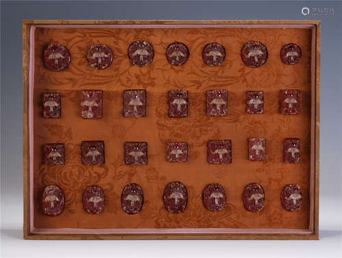 A SET OF CHINESE CRYSTAL SEALS