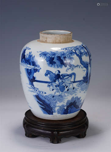 A CHINESE BLUE AND WHITE PORCELAIN JAR