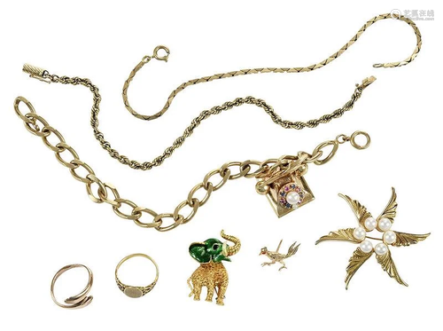 Eight Pieces Gold Jewelry