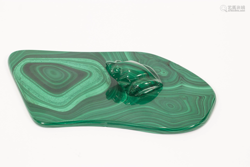 MALACHITE SLAB WITH FROG IN RELIEF W 3.5