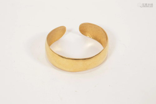 GOLD PLATED 900 STERLING SILVER CUFF, W 2.25