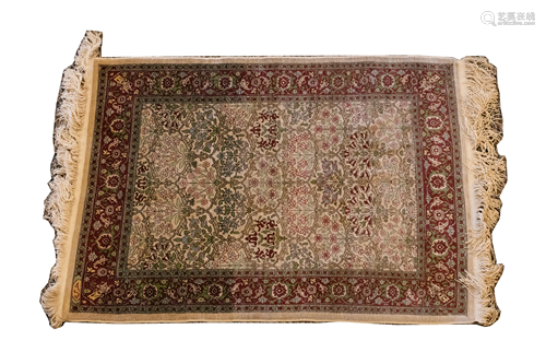 TURKISH SILK MAT W 2'4