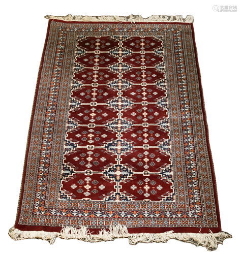 PAKISTAN ORIENTAL RUG W 4'2