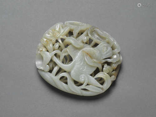 白玉天鵝穿蓮紋瓦子 WHITE JADE SWAN AMID LOTUS WAZI EMBEDDING...