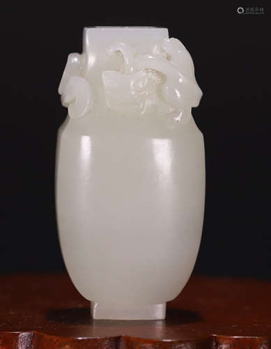 HETIAN JADE CARVED DRAGON PATTERN VASE