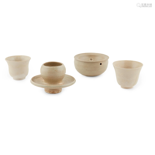 GROUP OF FOUR WHITE-GLAZED WARES