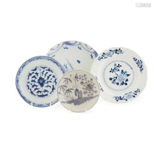 COLLECTION OF FOUR BLUE AND WHITE PLATES