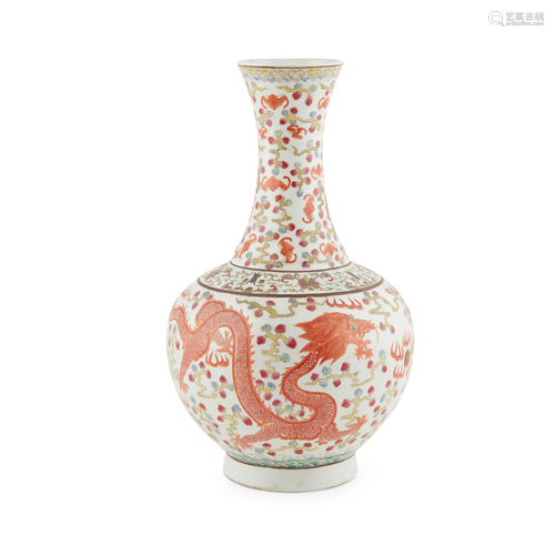 FAMILLE ROSE IRON-RED DECORATED 'DRAGON' VASE GUAN…