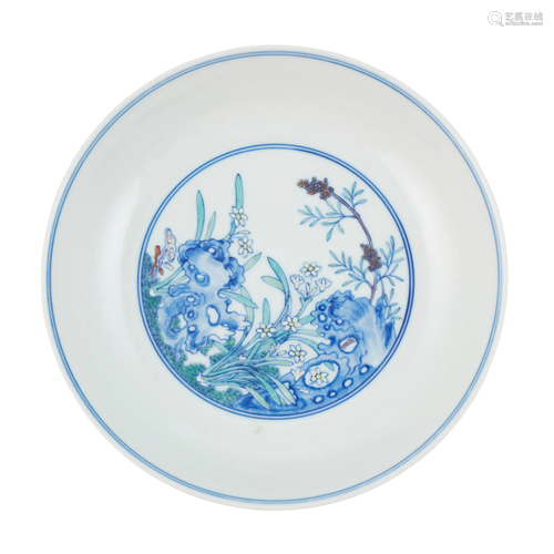 DOUCAI 'FLORAL' DISH YONGZHENG MARK BUT 19TH-20TH