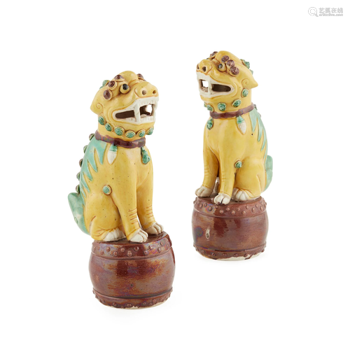 PAIR OF SANCAI BUDDHIST LIONS