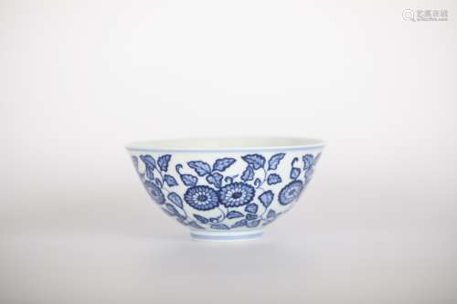 16th，Blue and white glaze flower bowl
