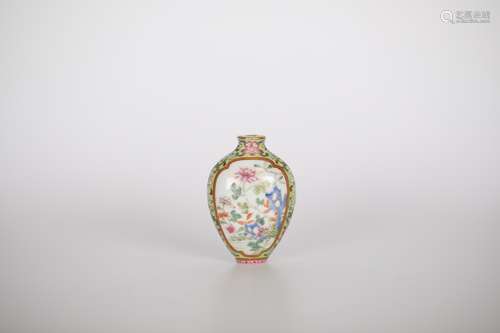 19th，Fencai Glaze snuff bottle