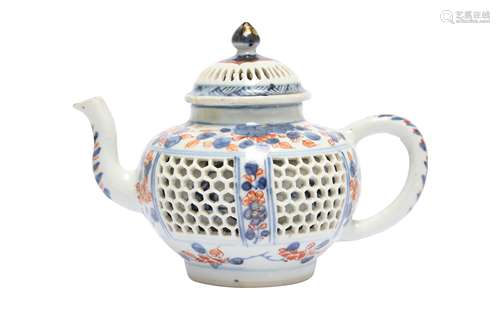 A CHINESE IMARI DOUBLE WALLED TEAPOT AND COVER.