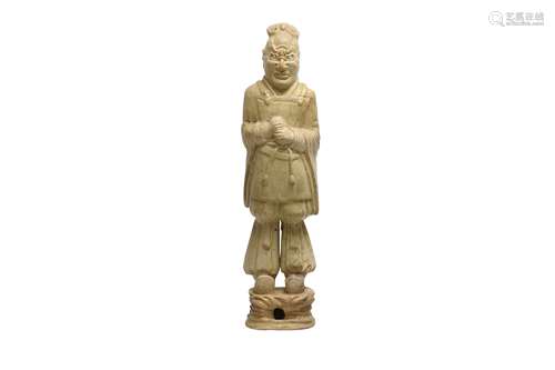 A RARE CHINESE STRAW GLAZED FIGURE OF AN OFFICIAL.