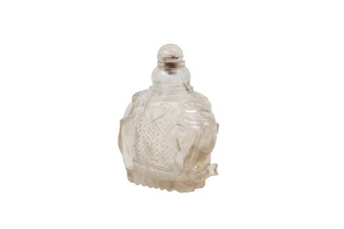 A CHINESE ROCK CRYSTAL 'ELEPHANT' SNUFF BOTTLE.A CHINESE ROC...