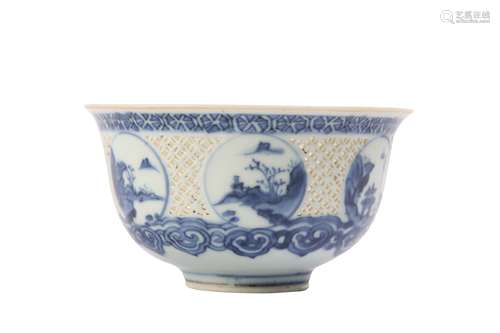 A CHINESE BLUE AND WHITE RETICULATED BOWL.