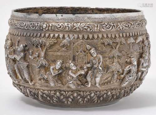 A LARGE SILVER BOWL.