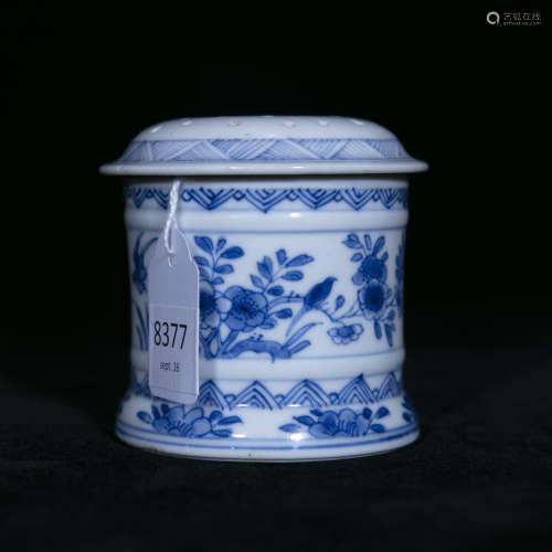 Qing Kangxi style blue and white porcelain incense burner