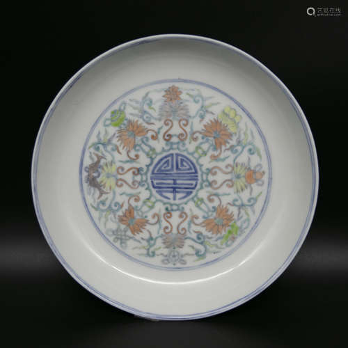 Qing qianlong style dou cai porcelain plate