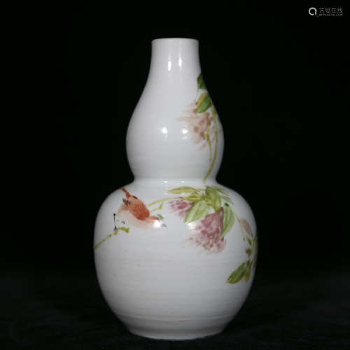 Qing style flower and bird patternion porcelain gourd bottle