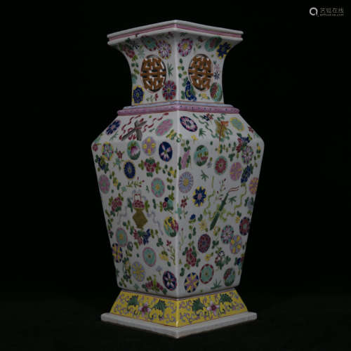 Qing famille rose porcelain square vase