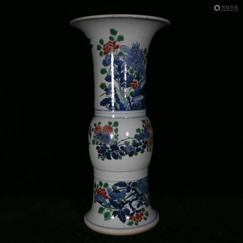 Qing Kangxi style blue and white wu cai porcelain bottle