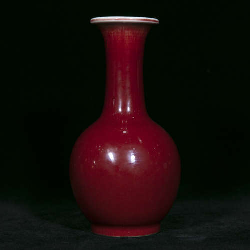 18 century red glaze porcelain vase