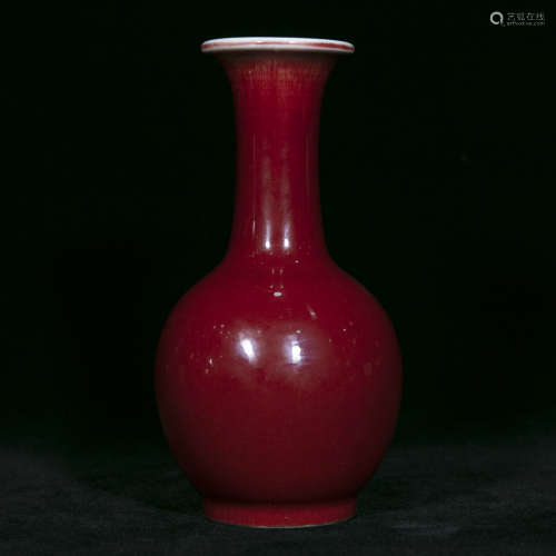 18 century red glaze porcelain vase
