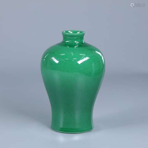 绿釉梅瓶