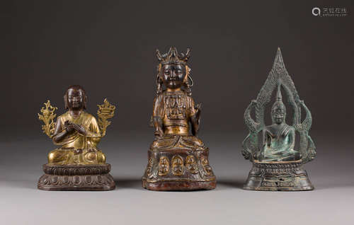 DREI BUDDHAFIGUREN